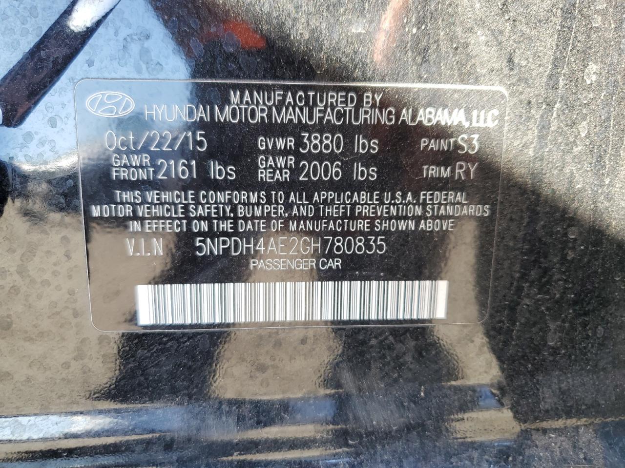 5NPDH4AE2GH780835 2016 Hyundai Elantra Se