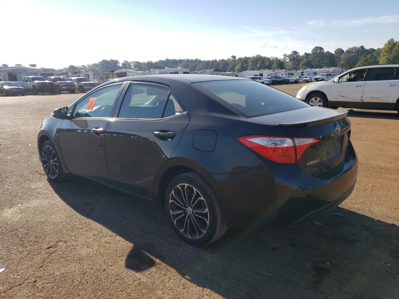 5YFBURHEXGP422505 2016 TOYOTA COROLLA - Image 2