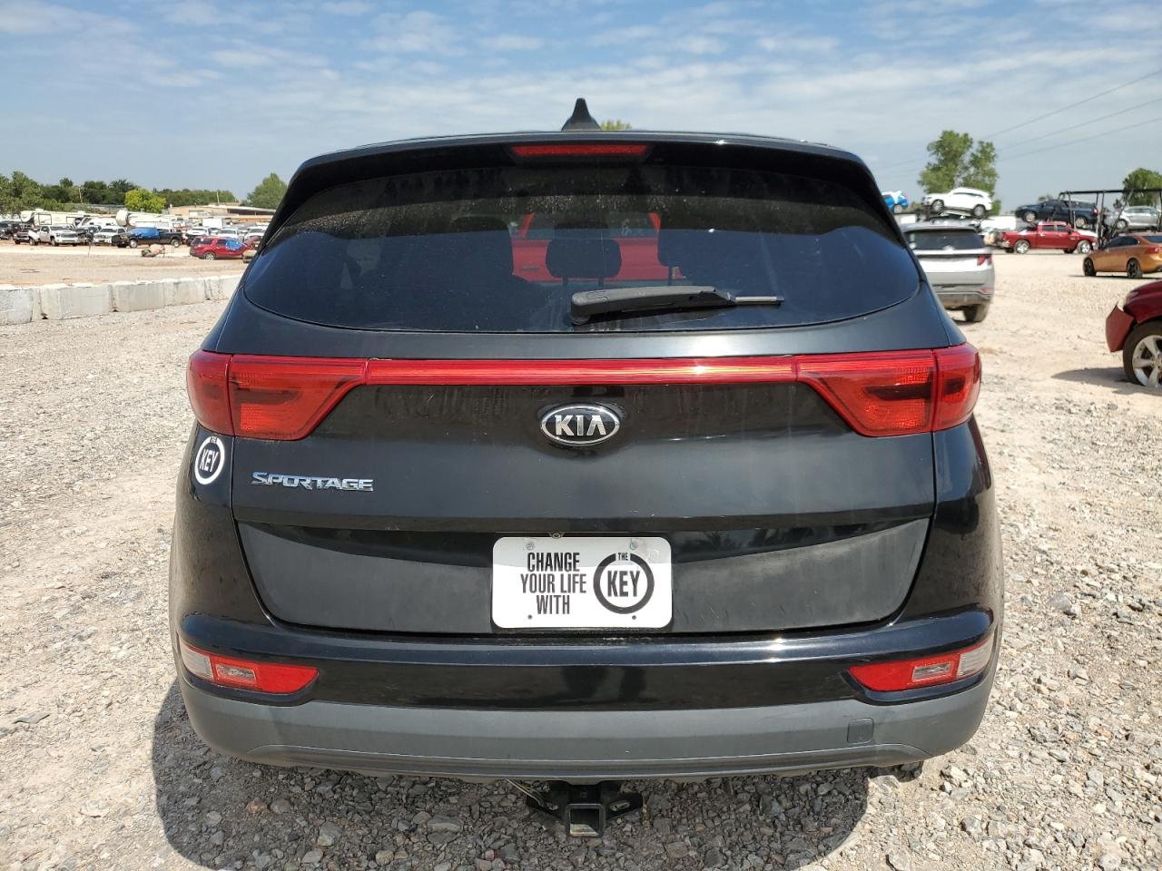 KNDPMCACXH7120355 2017 Kia Sportage Lx