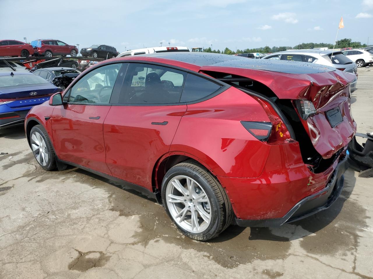 7SAYGDEE8RA254872 2024 TESLA MODEL Y - Image 2