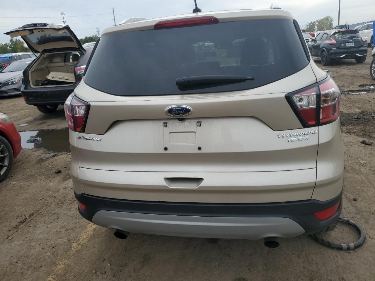 1FMCU0J9XHUE22694 2017 Ford Escape Titanium