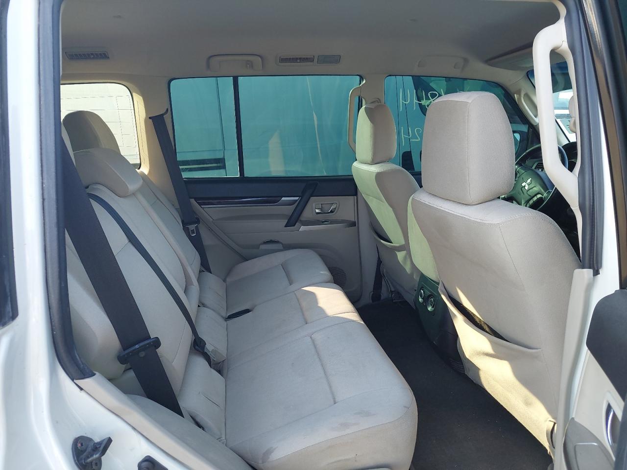 JE4MR62NXHJ708013 - 2017 Mitsubishi Pajero - #71506844