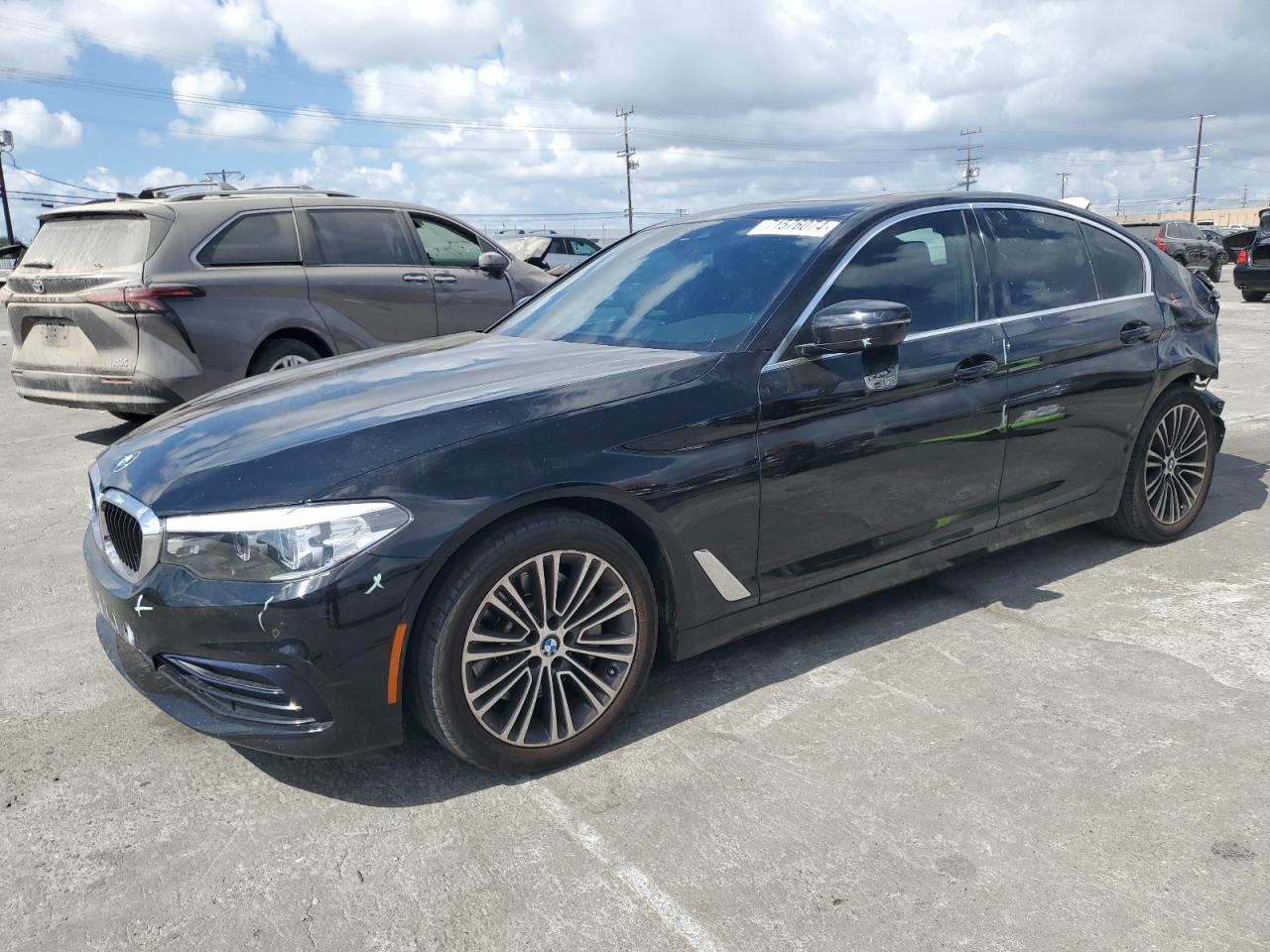 WBAJA5C56KWW08320 2019 BMW 5 SERIES - Image 1