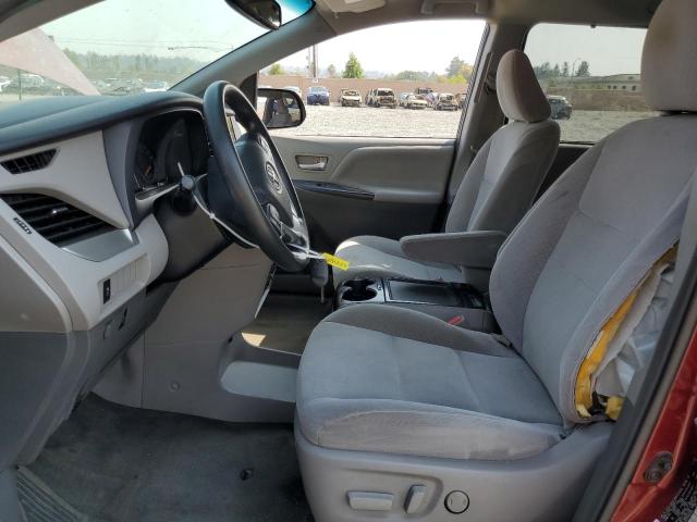  TOYOTA SIENNA 2017 Красный