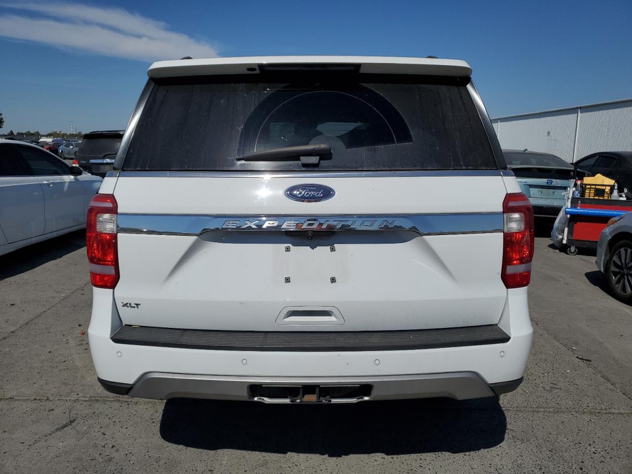 2018 Ford Expedition Xlt VIN: 1FMJU1JT3JEA28933 Lot: 72463674