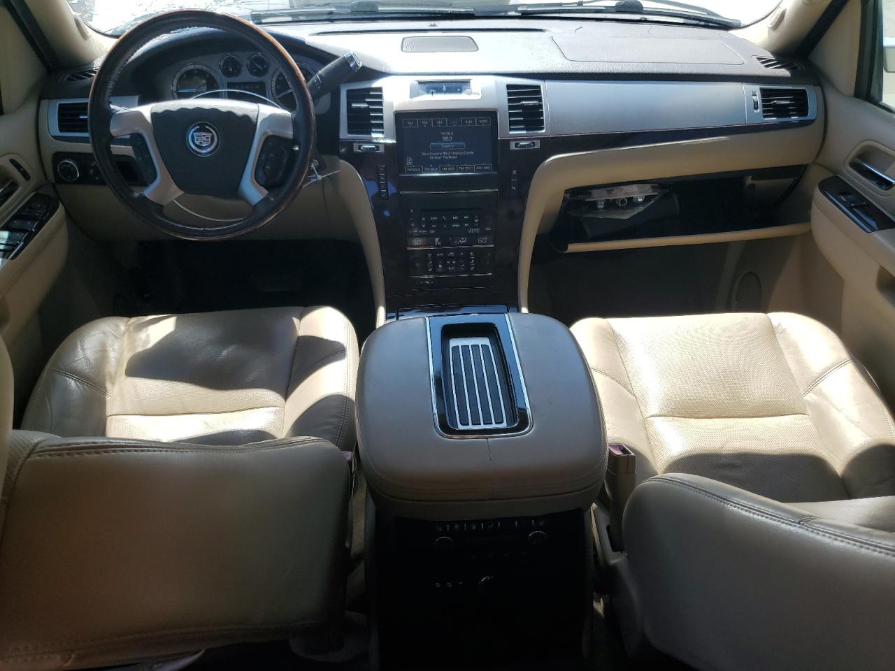 1GYS3AEF6BR318524 2011 Cadillac Escalade