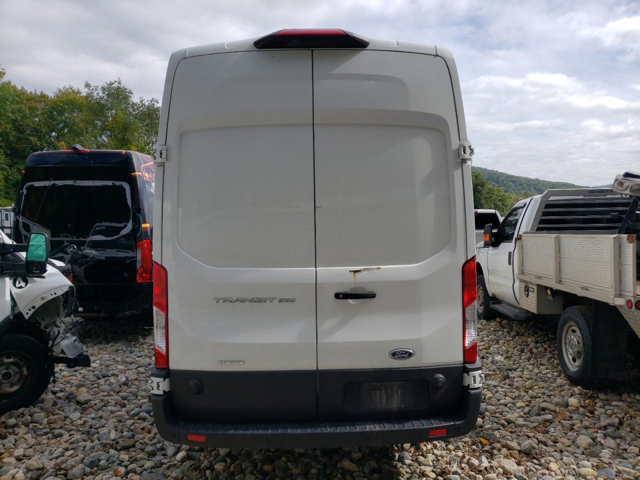 2020 Ford Transit T- VIN: 1FTBR3XG6LKB14841 Lot: 76847864