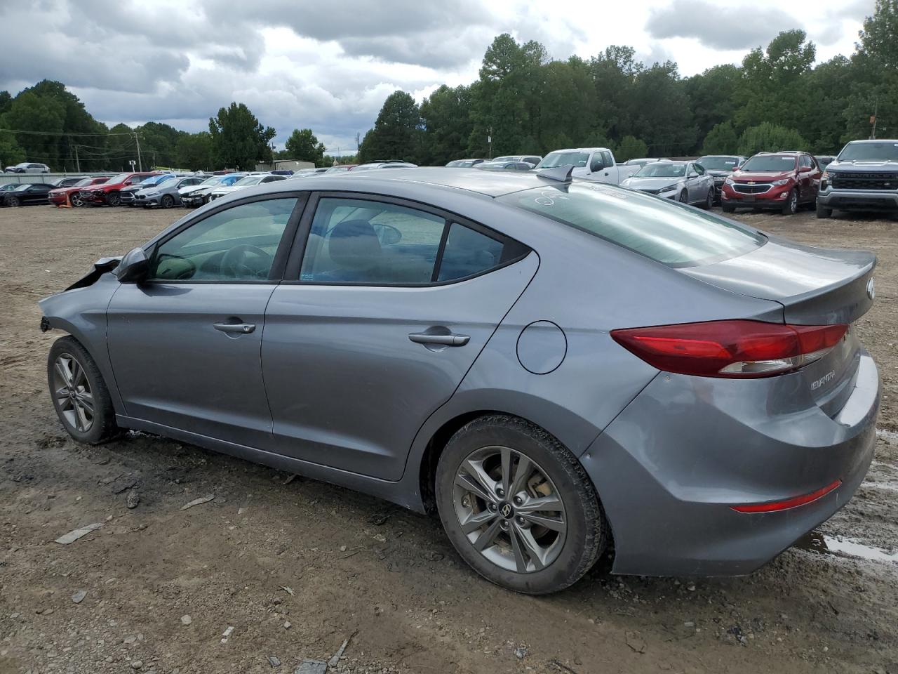 2018 Hyundai Elantra - Image 2