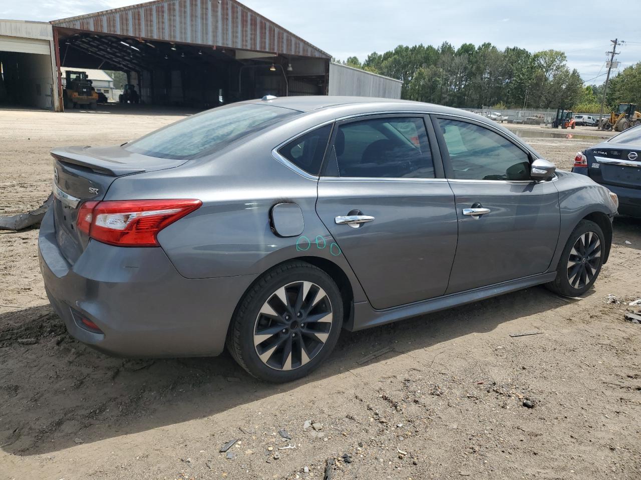 2019 Nissan Sentra - Image 3