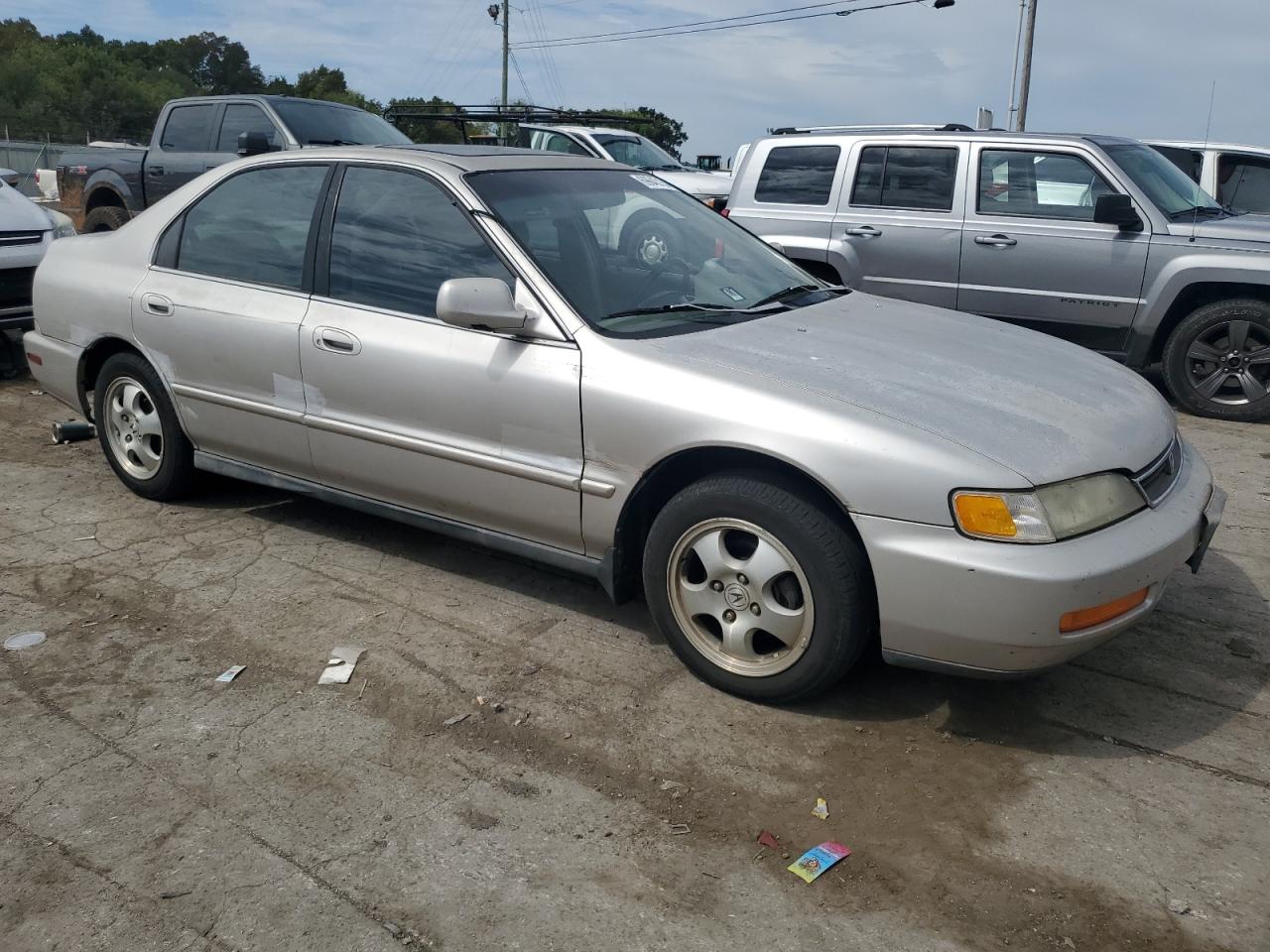 1997 Honda Accord - Image 4