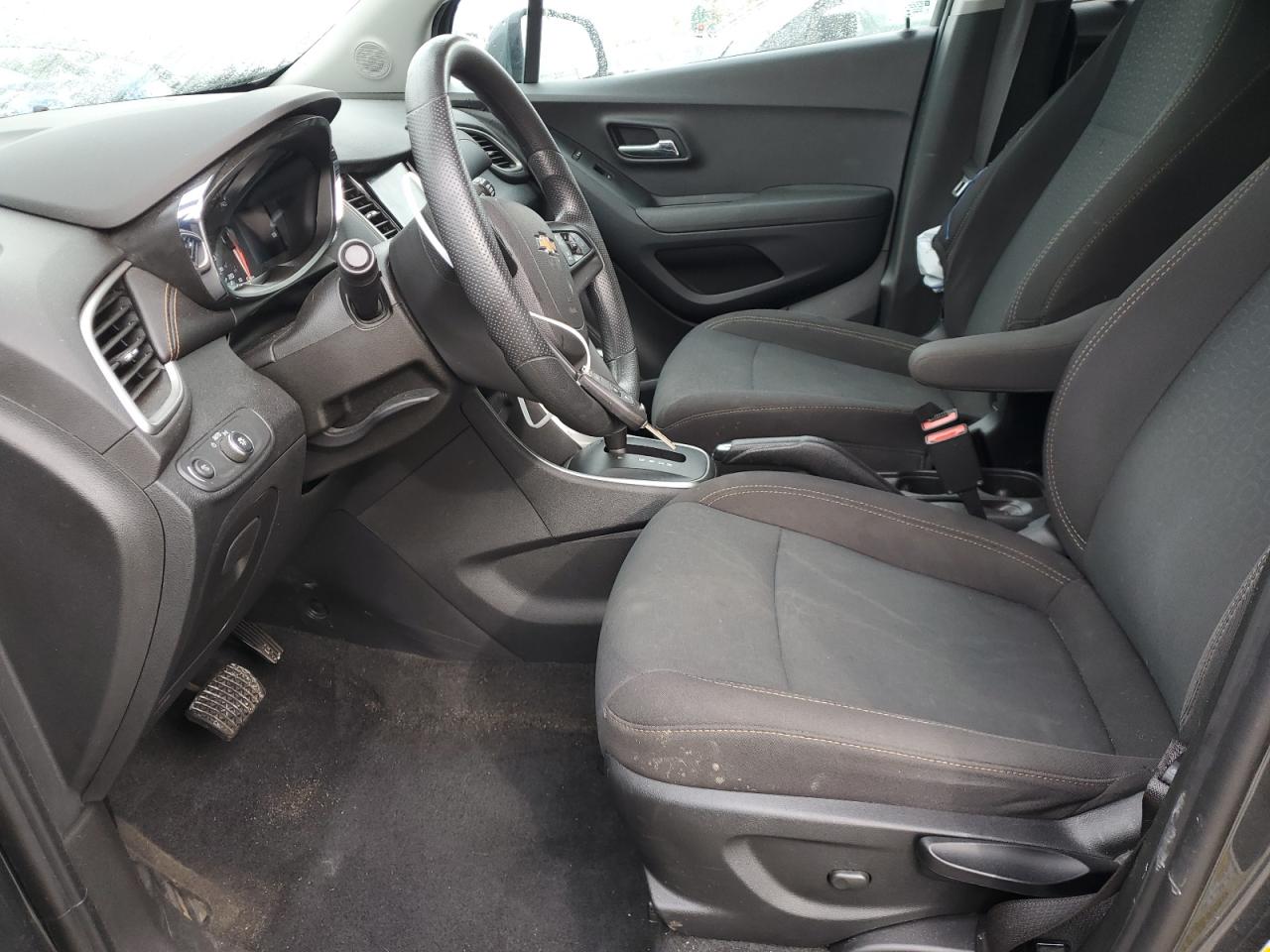 2020 Chevrolet Trax - Image 7