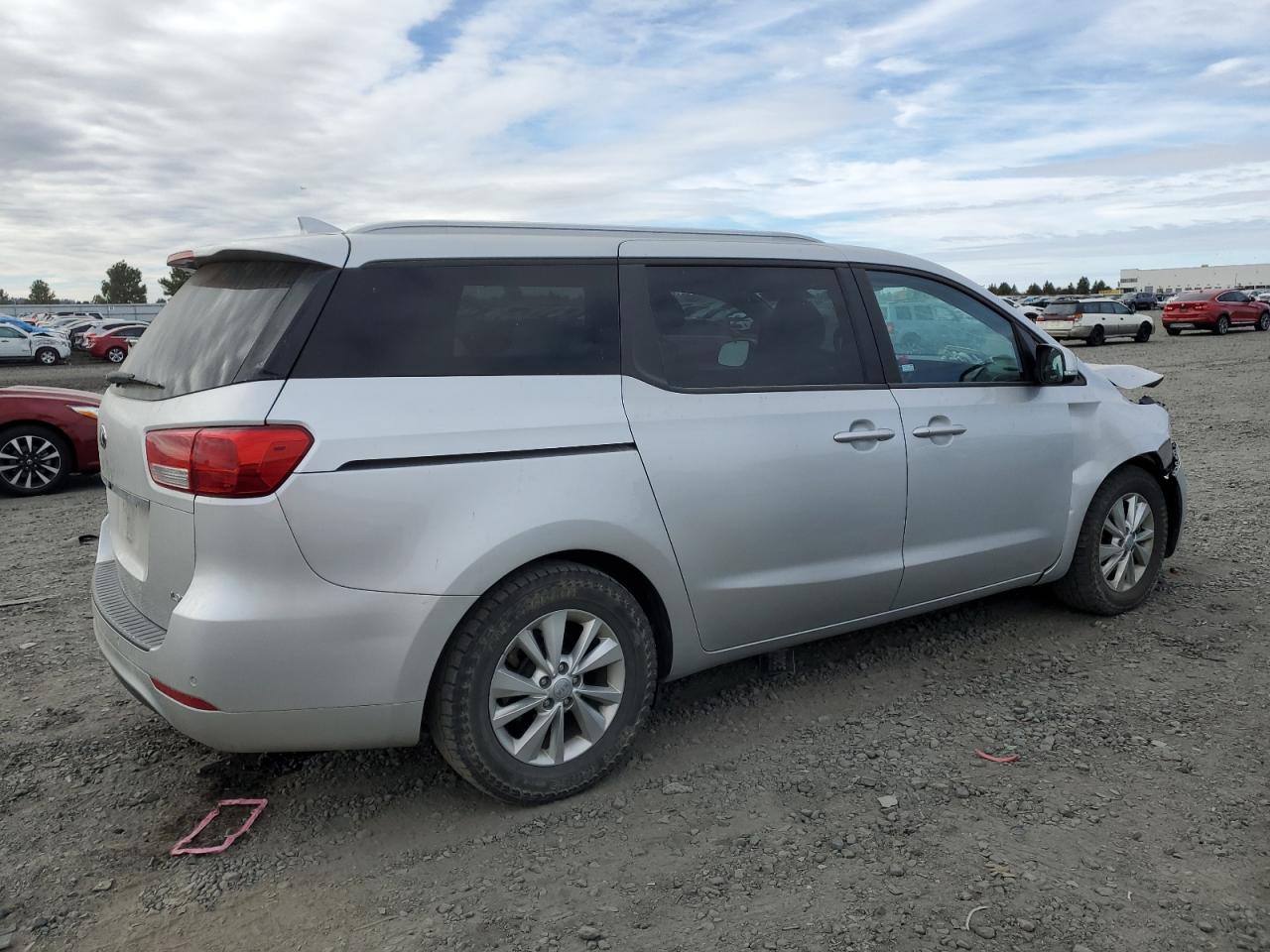 KNDMB5C13G6088465 2016 Kia Sedona Lx