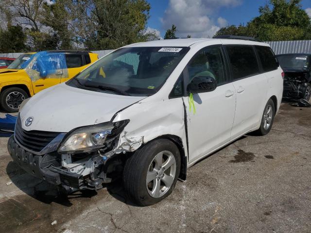 2013 Toyota Sienna Le