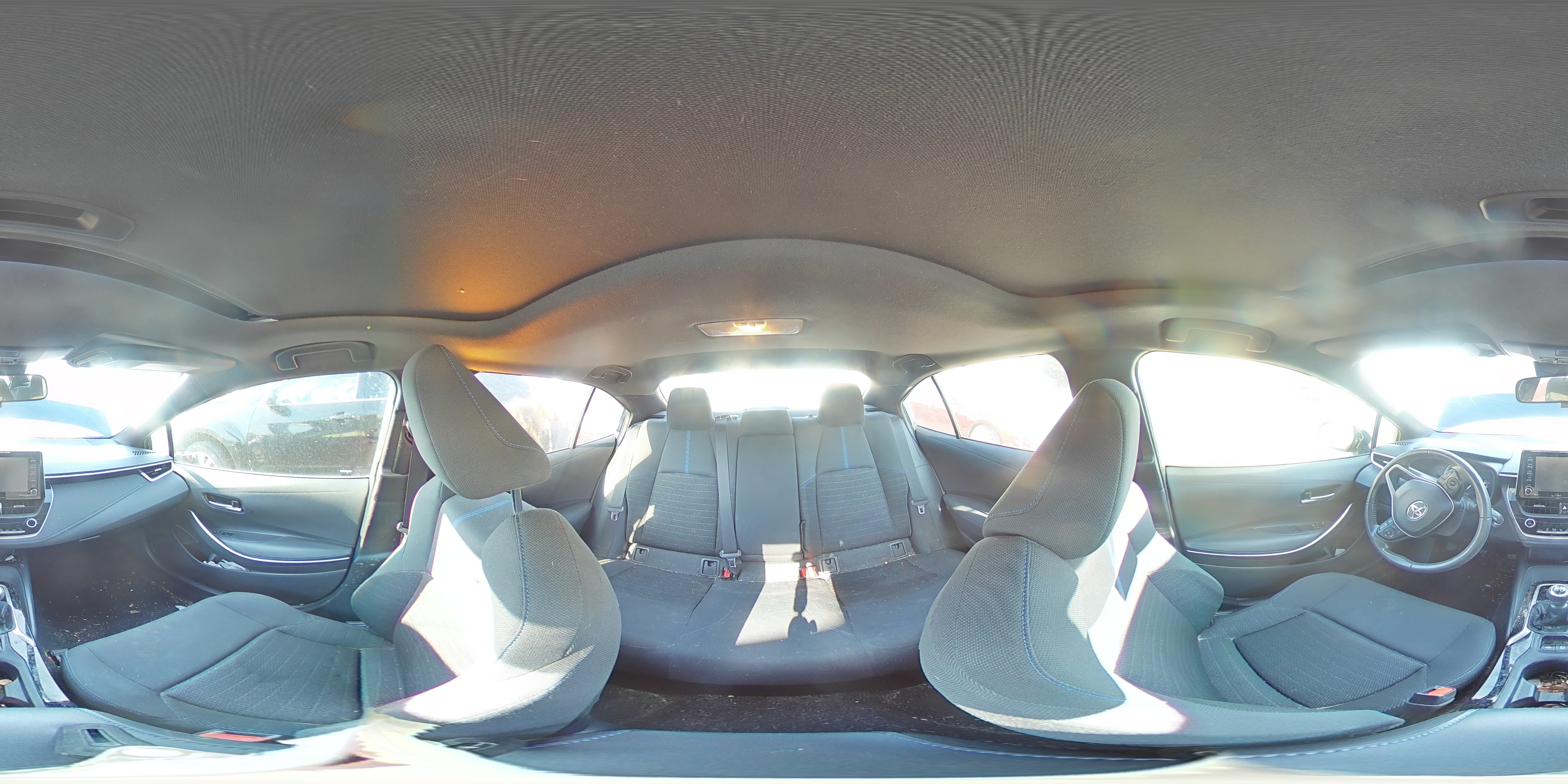 2021 Toyota Corolla - Image 12