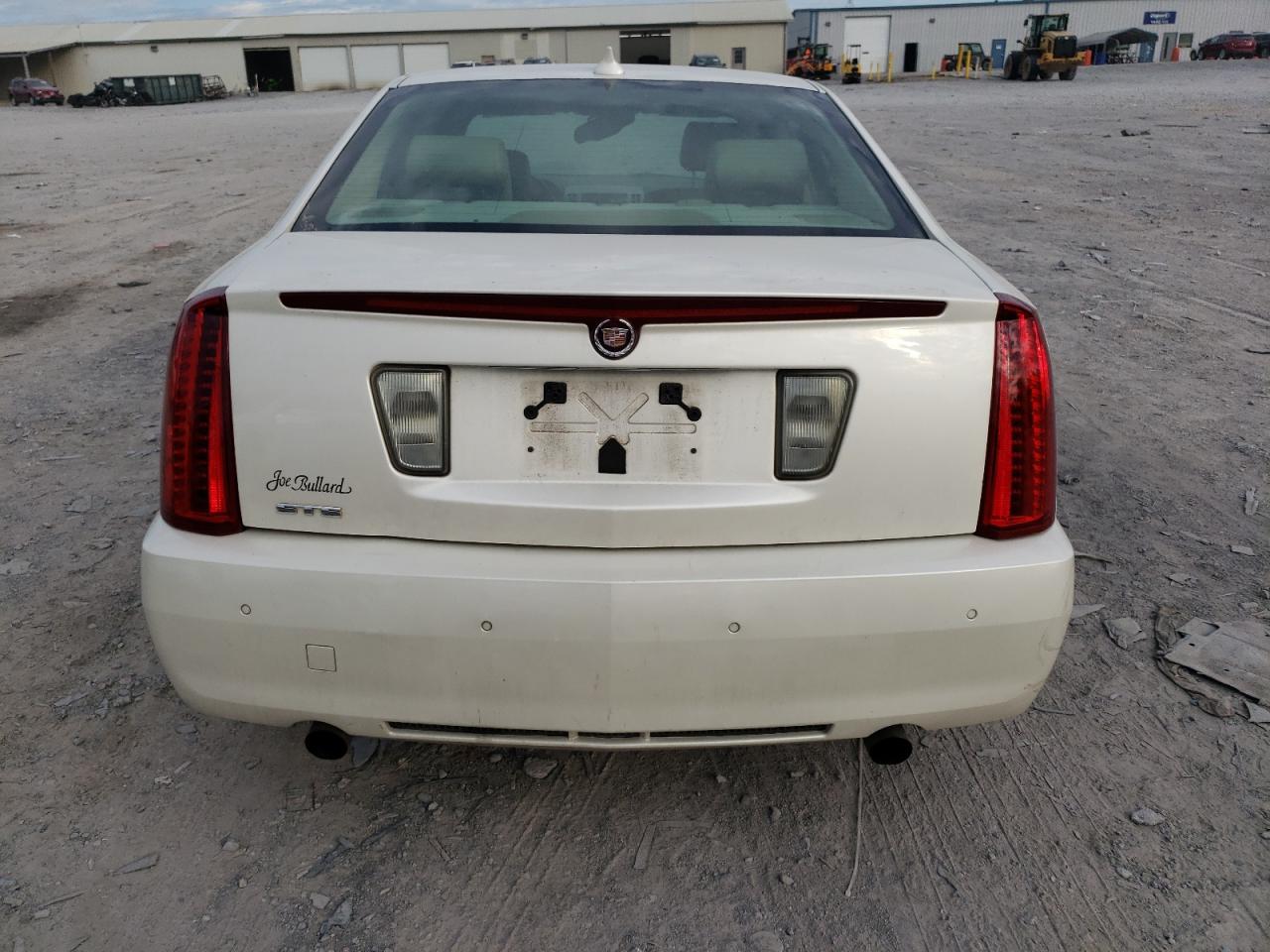 2011 Cadillac Sts Luxury VIN: 1G6DW6EDXB0106721 Lot: 70233424