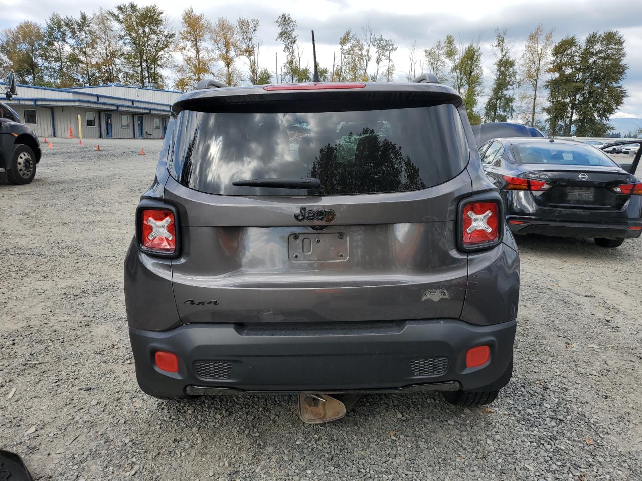 ZACCJBBT9GPD23464 2016 Jeep Renegade Latitude