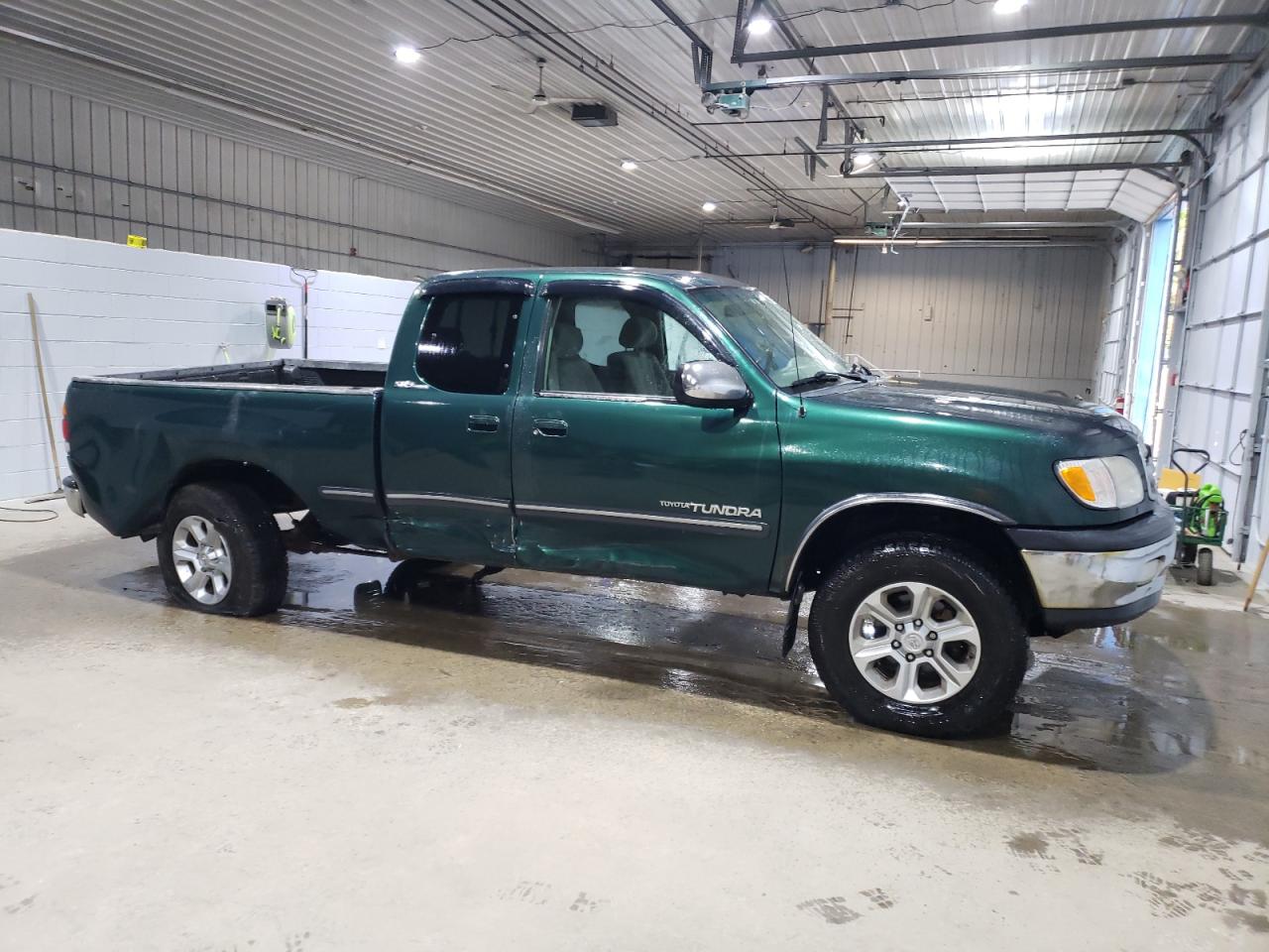 2002 Toyota Tundra Access Cab VIN: 5TBBT44102S311575 Lot: 72897624