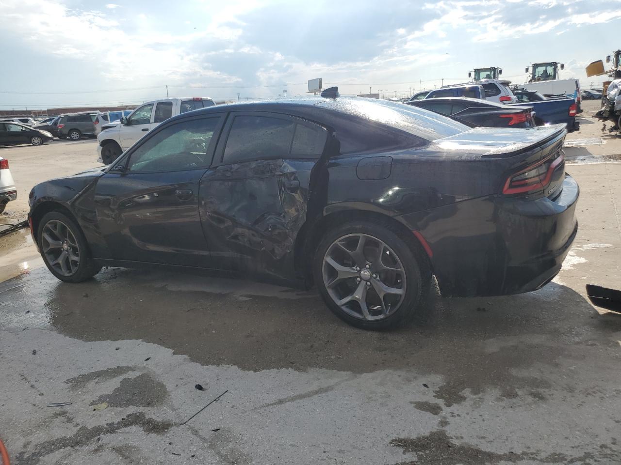 2C3CDXHG5GH241803 2016 DODGE CHARGER - Image 2