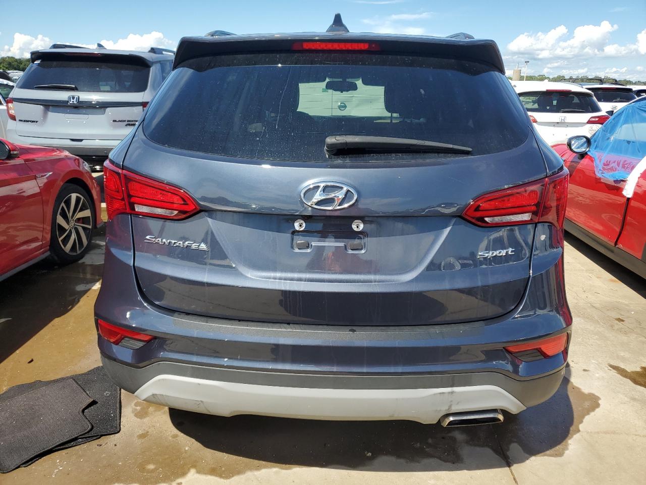 5NMZU3LB0JH093548 2018 Hyundai Santa Fe Sport