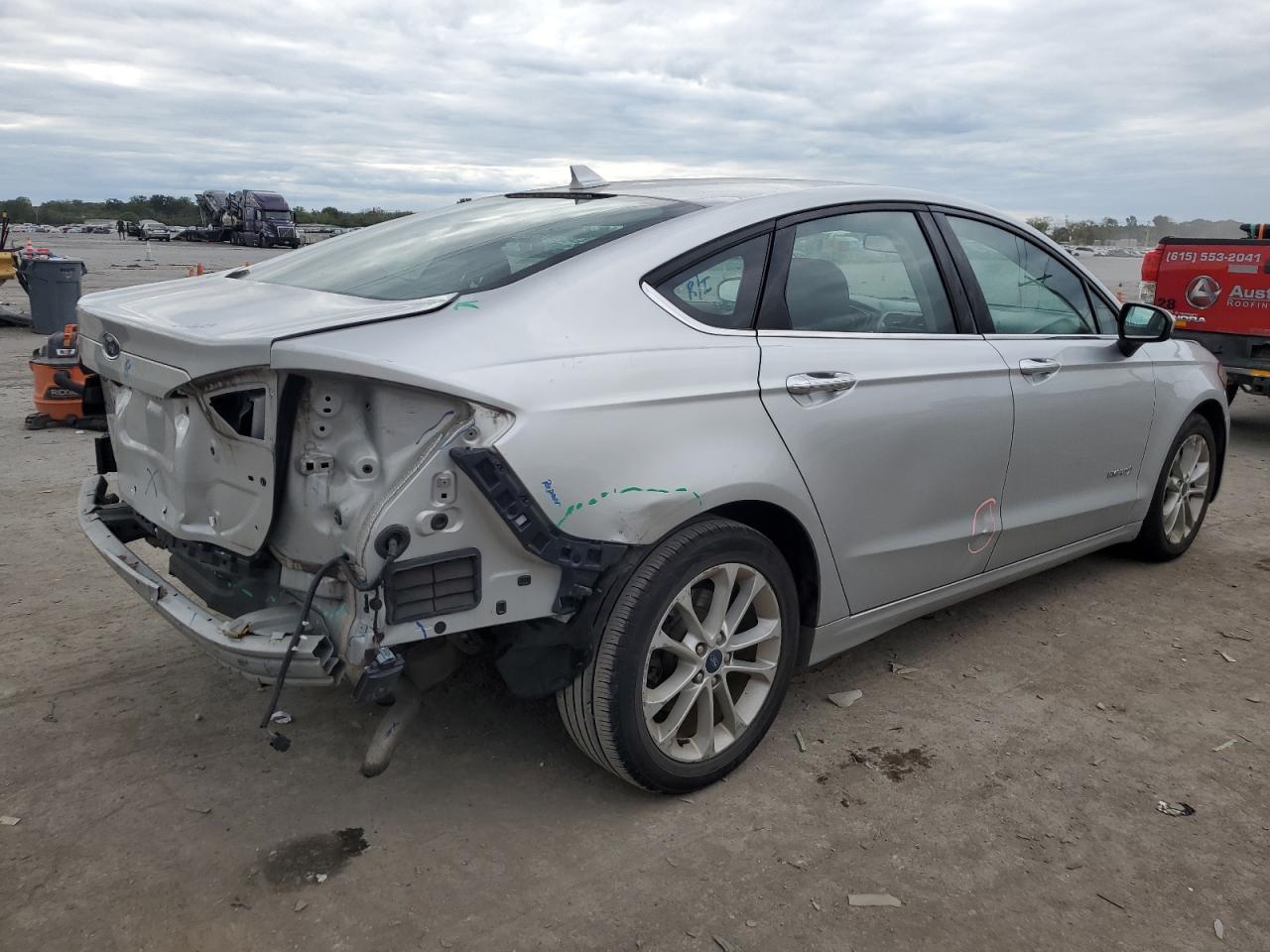 2019 Ford Fusion Se VIN: 3FA6P0LUXKR147438 Lot: 71768564