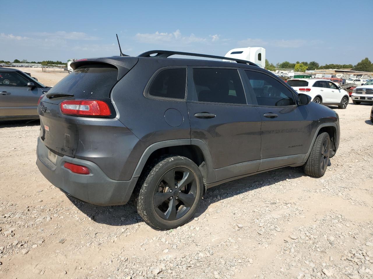 2017 Jeep Grand Cherokee - Image 3