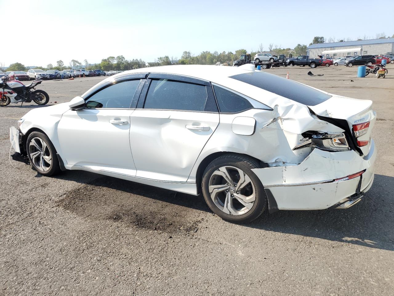 1HGCV1F40JA057360 2018 Honda Accord Ex