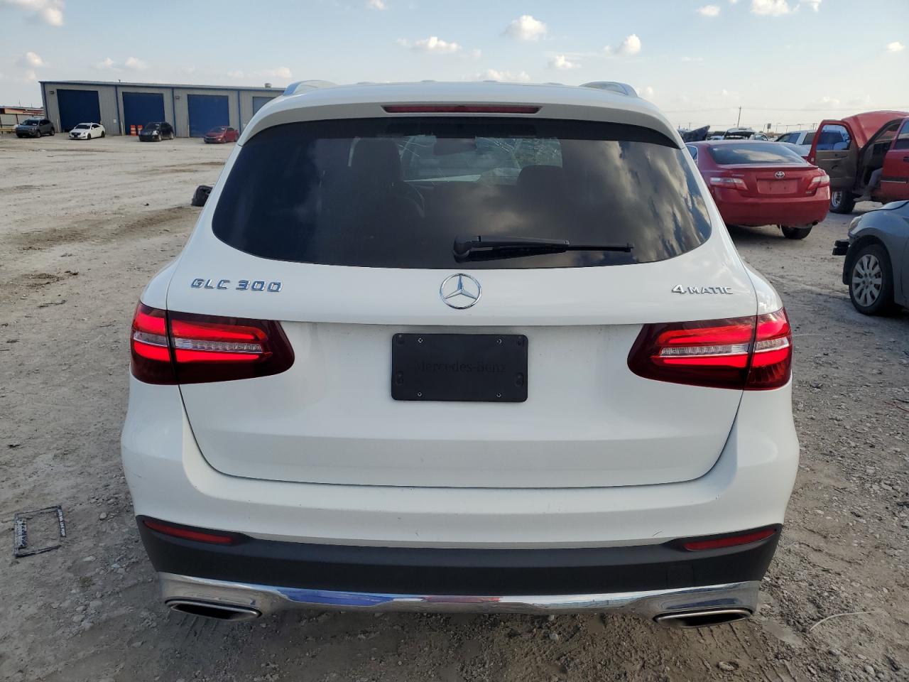 VIN WDC0G4KB8GF037090 2016 MERCEDES-BENZ GLC-CLASS no.6