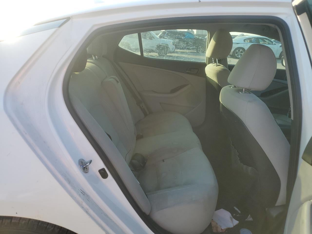 2013 Kia Optima - Image 10