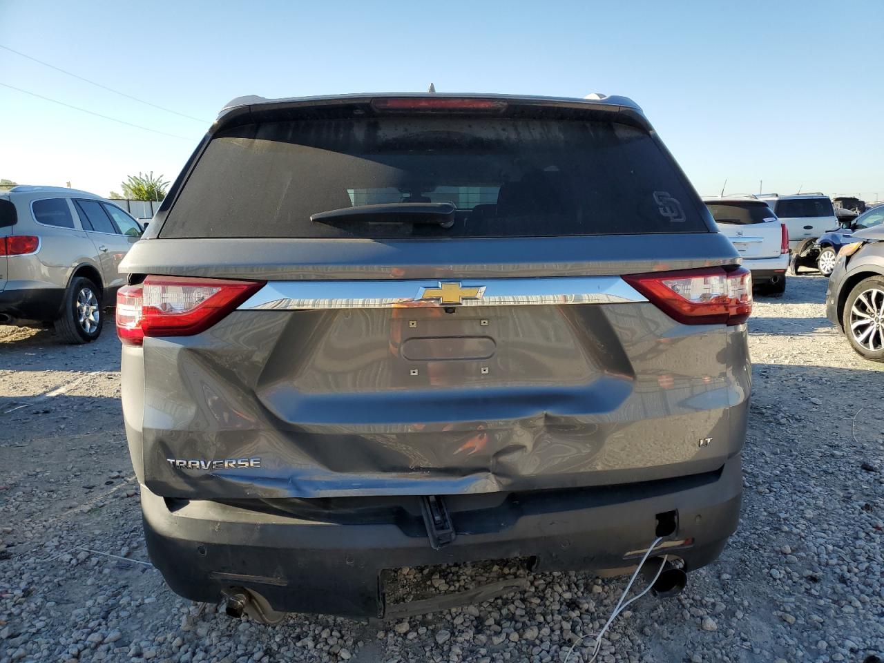 2018 Chevrolet Traverse Lt VIN: 1GNERGKW5JJ210537 Lot: 73473554