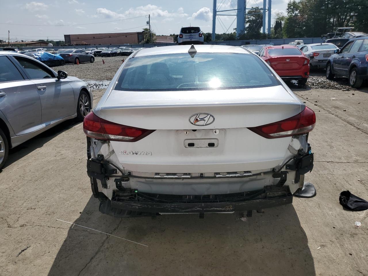 5NPD84LF2JH361218 2018 Hyundai Elantra Sel