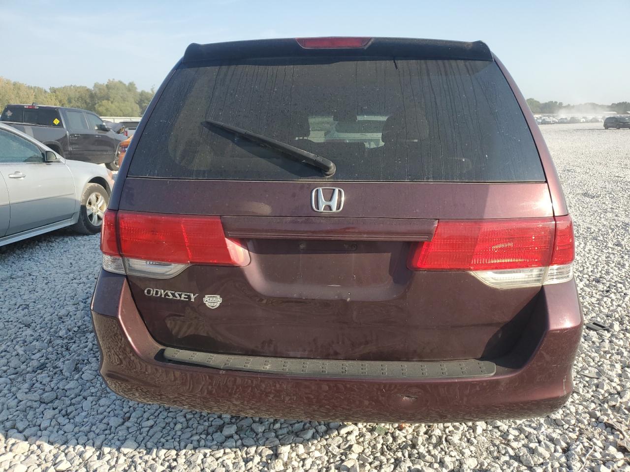 2008 Honda Odyssey Lx VIN: 5FNRL38228B009852 Lot: 71540434