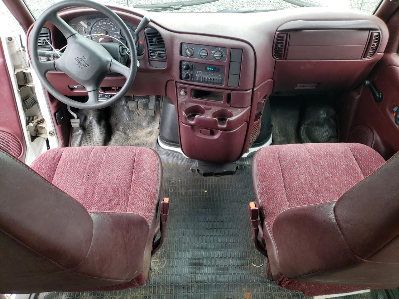 1GCDM19W6WB185204 1998 Chevrolet Astro