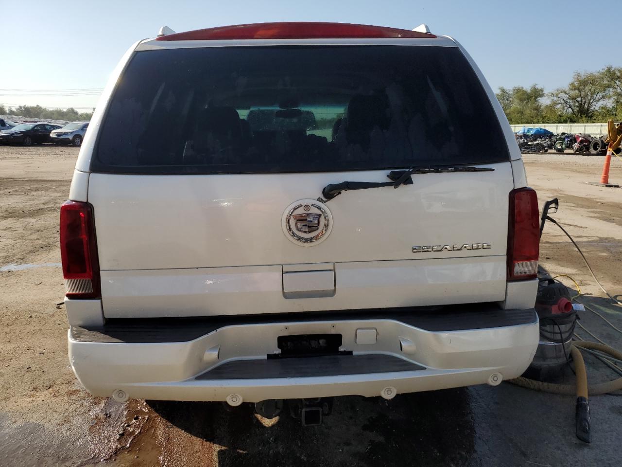 1GYEC63T23R151311 2003 Cadillac Escalade Luxury