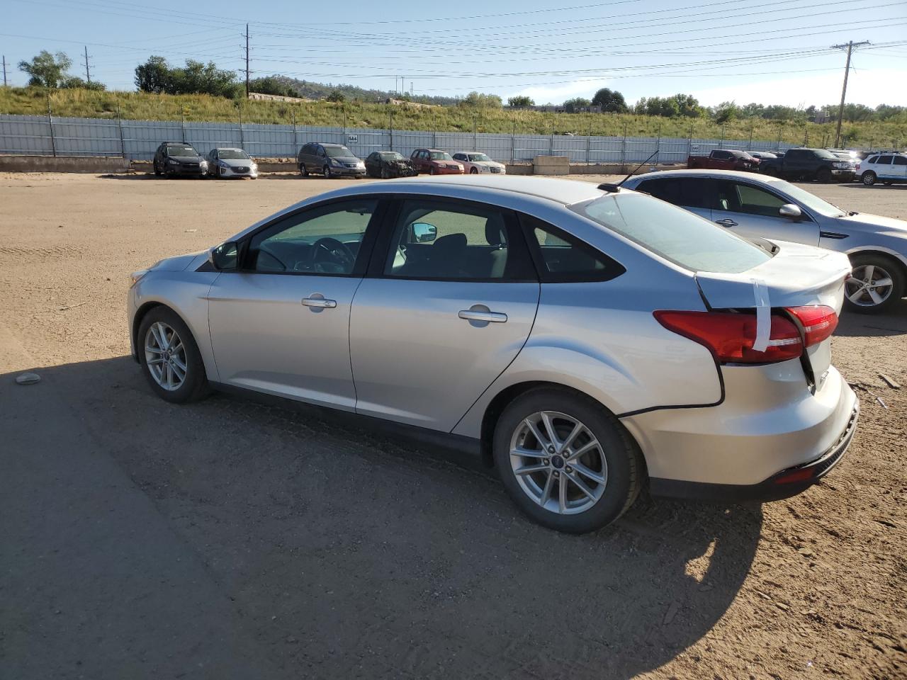 1FADP3F24GL271696 2016 FORD FOCUS - Image 2