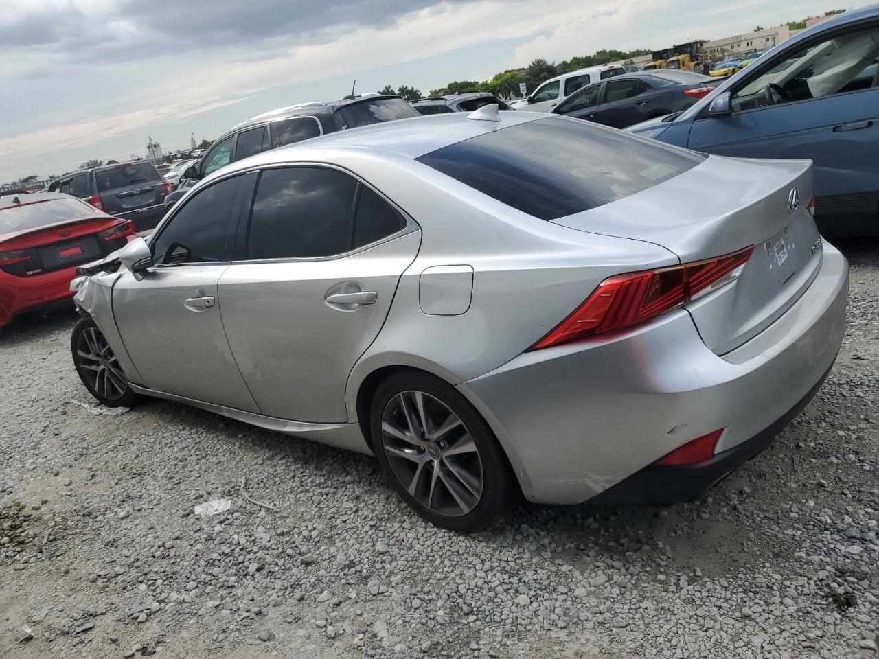 JTHBA1D21K5085796 2019 LEXUS IS - Image 2