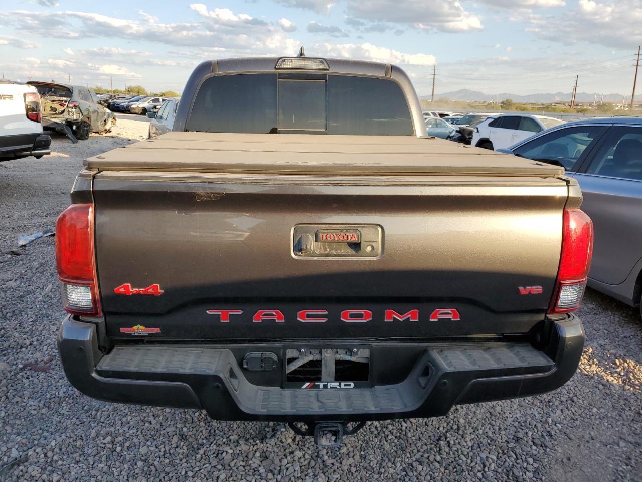 3TMCZ5AN0JM164860 2018 Toyota Tacoma Double Cab