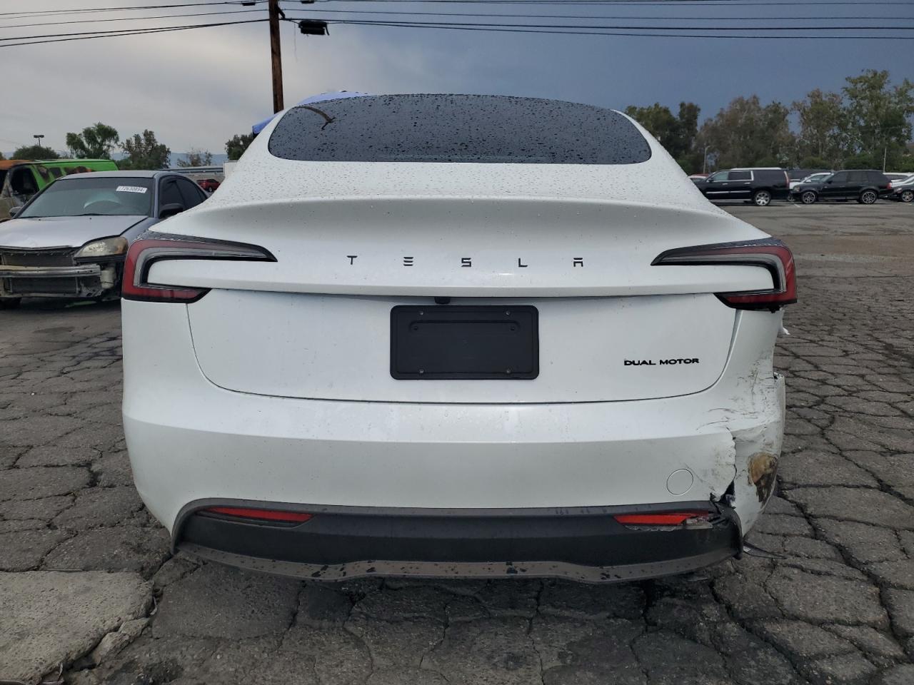 5YJ3E1EB8RF729148 2024 Tesla Model 3