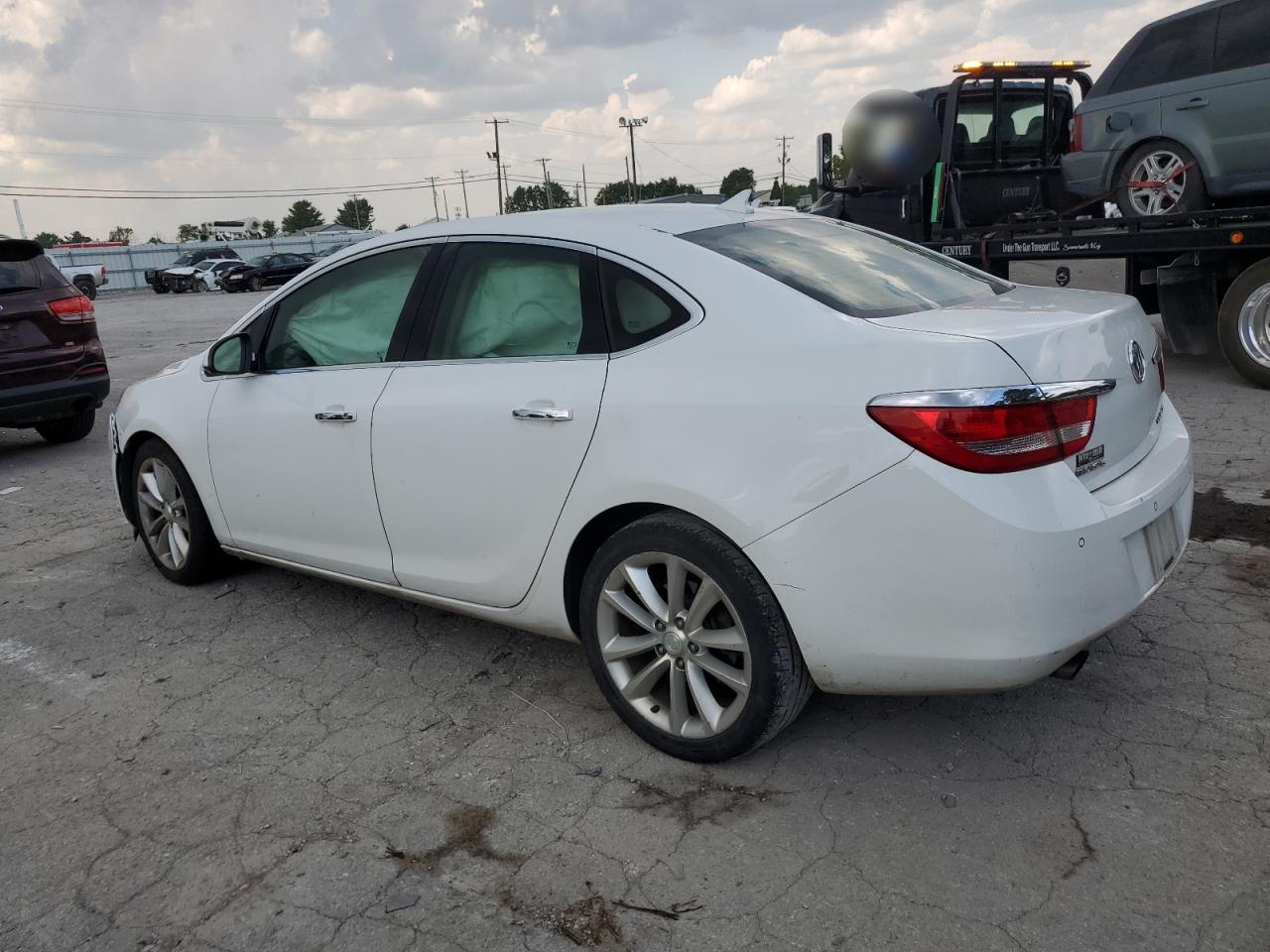 VIN 1G4PR5SK5E4200061 2014 BUICK VERANO no.2