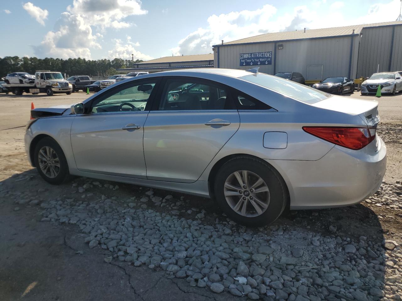 2013 Hyundai Sonata - Image 2