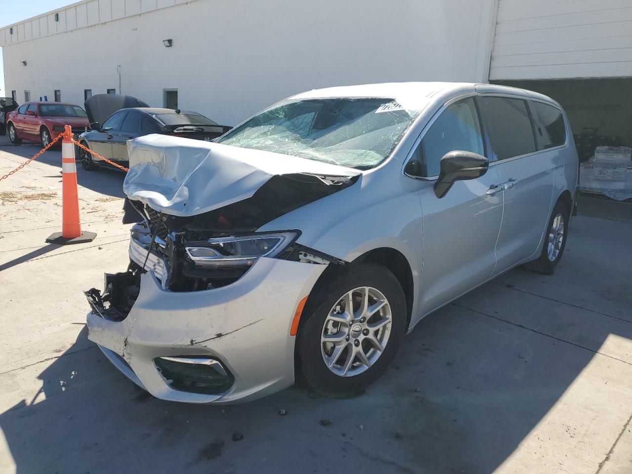 2C4RC1BG4RR120272 2024 CHRYSLER PACIFICA - Image 1