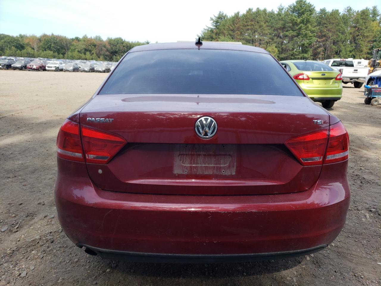 2015 Volkswagen Passat S VIN: 1VWAT7A34FC041684 Lot: 72019074