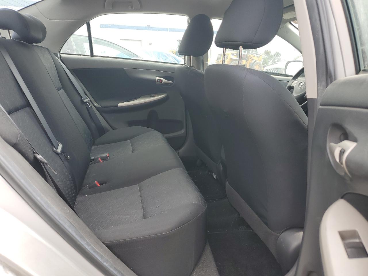 2010 Toyota Corolla - Image 10