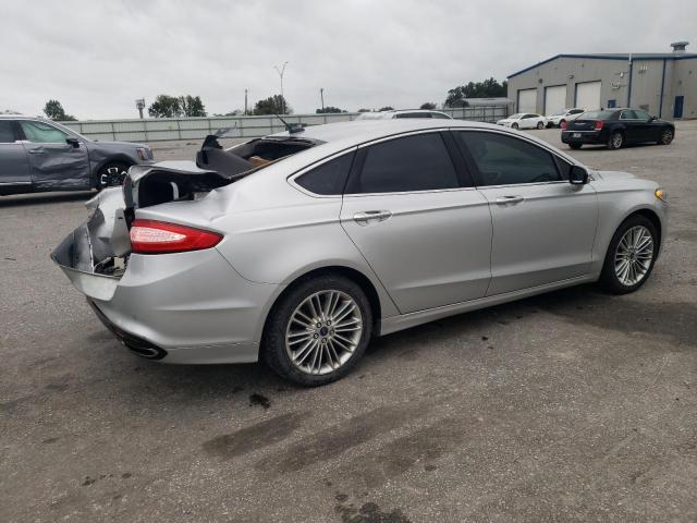  FORD FUSION 2015 Серебристый