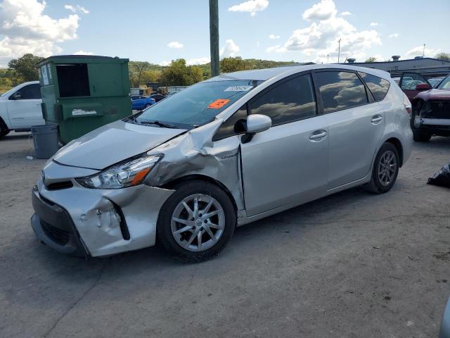 2016 Toyota Prius V 