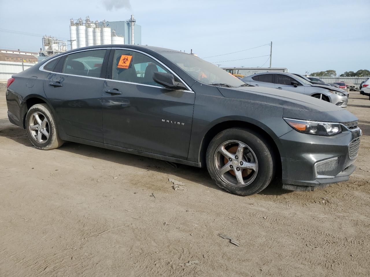 2017 Chevrolet Malibu - Image 4