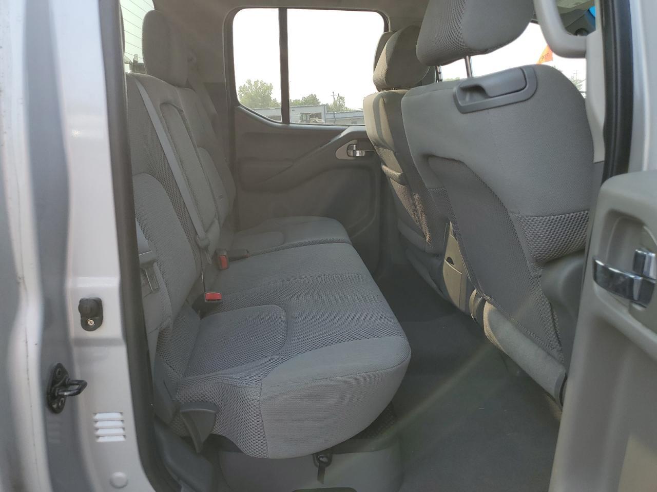 2006 Nissan Navara (Frontier) - Image 10
