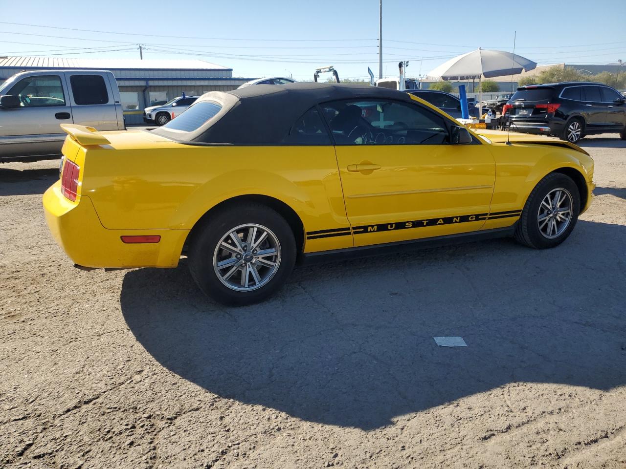 2005 Ford Mustang - Image 3