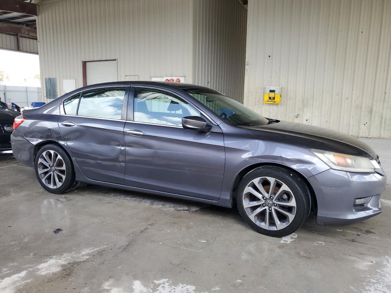 2015 Honda Accord Sport VIN: 1HGCR2F58FA157894 Lot: 69958494