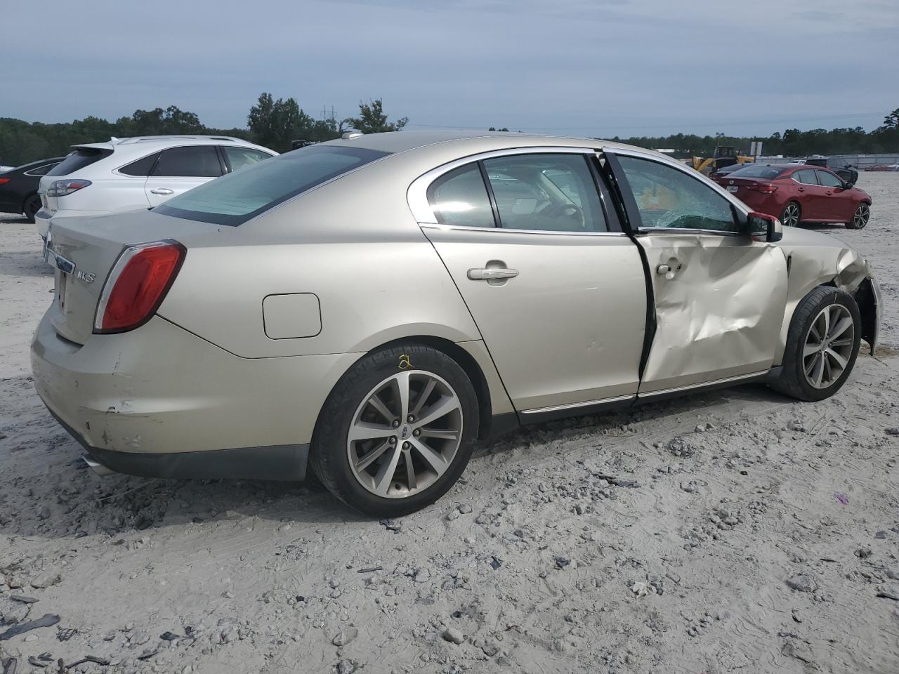 2011 Lincoln Mks VIN: 1LNHL9DR2BG613167 Lot: 69870544