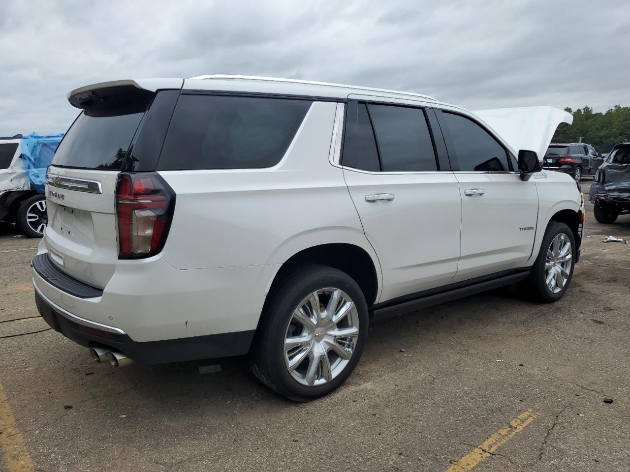 2021 Chevrolet Tahoe - Image 3